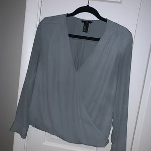 Long sleeve blouse.